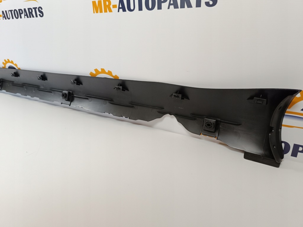 Tesla model 3 ліва накладка на поріг 1089828-00-d Київ