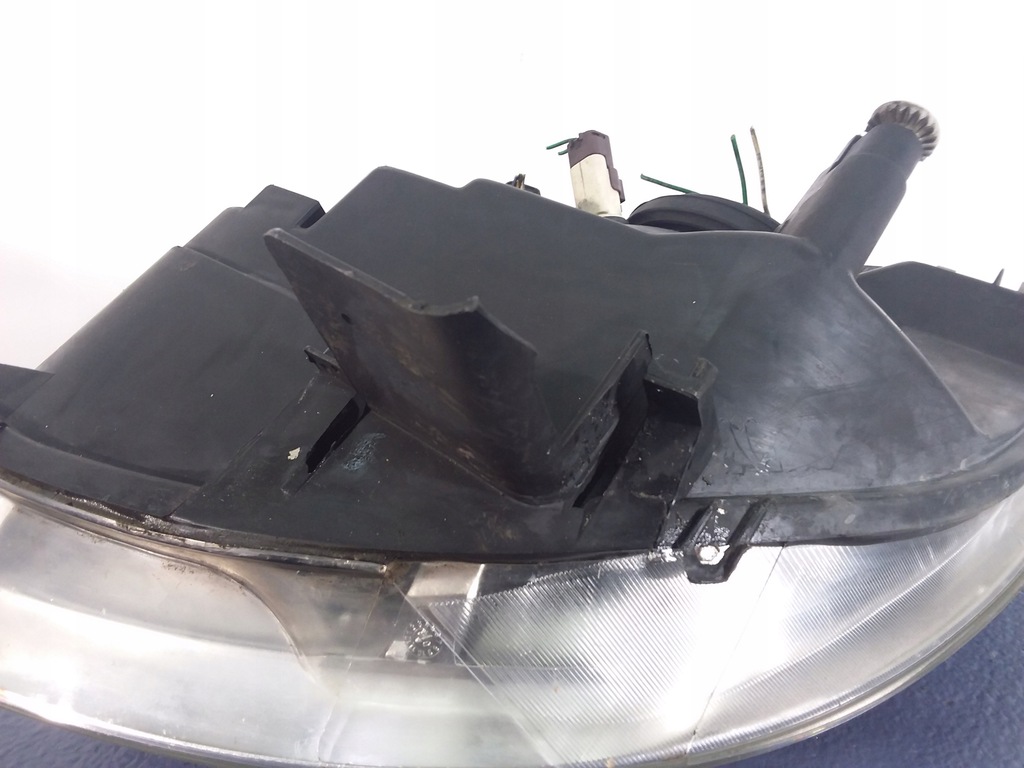 фото №9, Citroen xsara picasso i lift фара правий eu