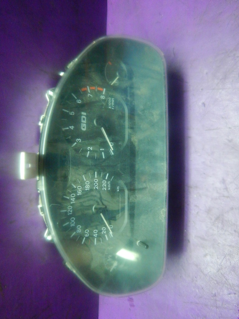 фото №1, Mitsubishi space star 98- 1,8 gdi счетчик mr270287