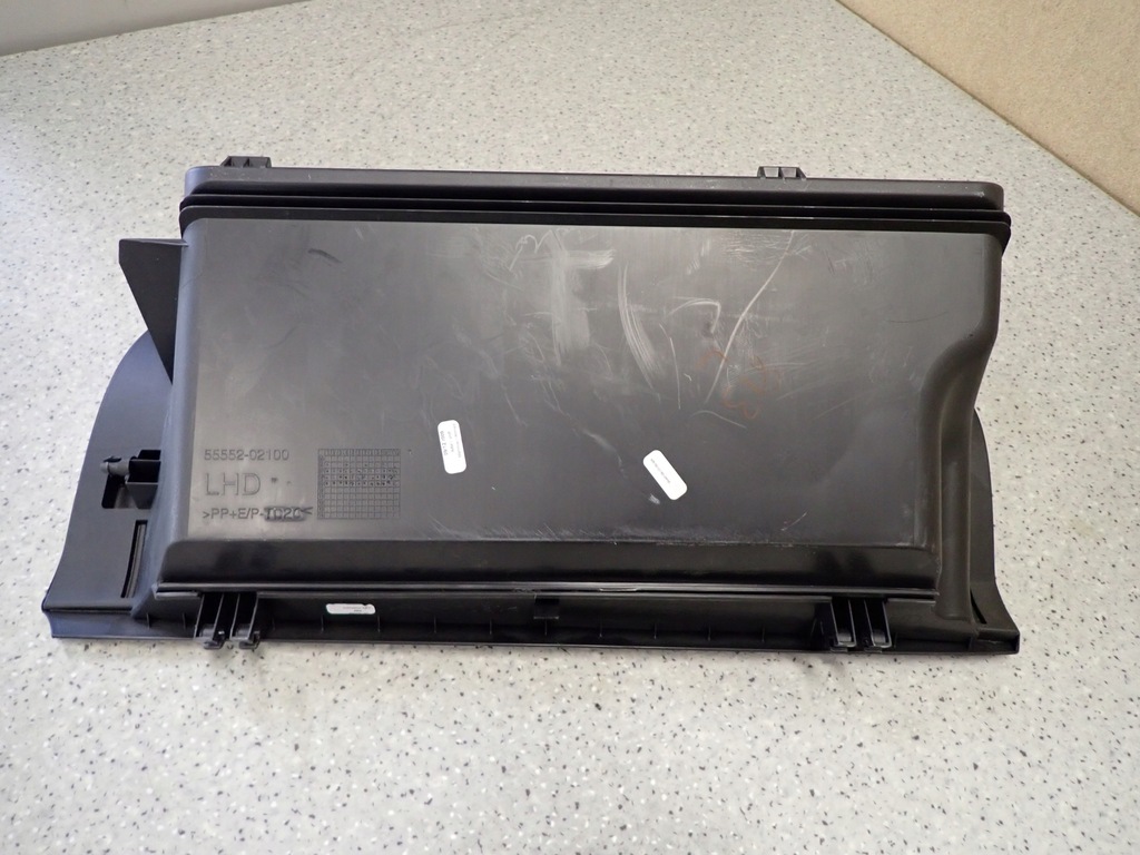 фото №4, Toyota auris 09-12 lift бардачок пассажира