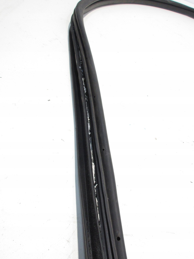 фото №4, Mazda 5 cr i 05-10 прокладка дверь задняя левая