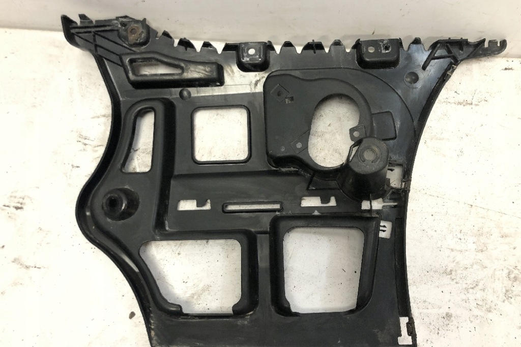 фото №8, Левый направляющая заднего бампера bmw 3 e90 7202667 2.0l дизель 120kw 2011