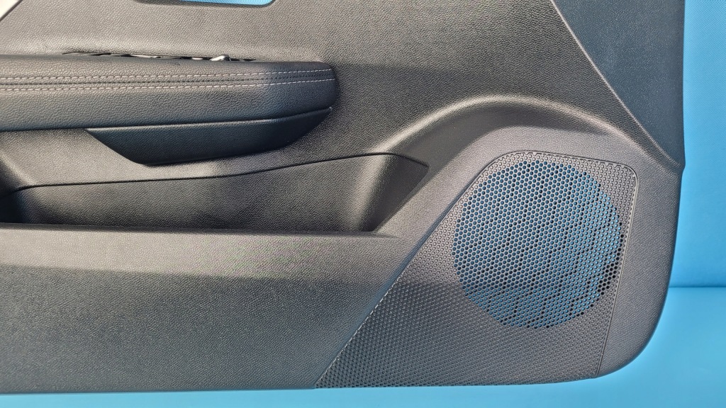 Opel astra l vi 23r 1.5d обшивка дверь левый перед 98519977zs в Украине