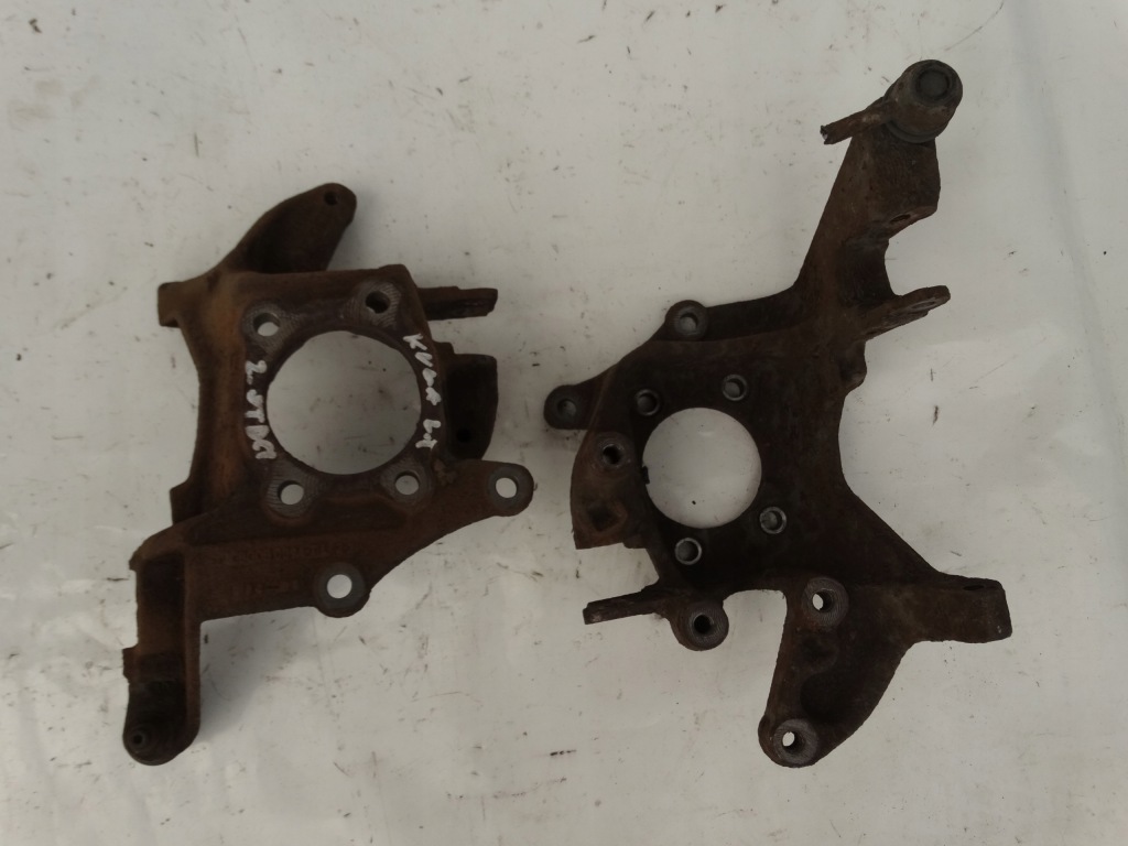 фото №1, Поворотний кулак задня задня ліва права ford kuga mk1