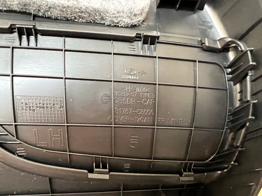 фото №14, Hyundai i20 ii 5d обивка крышки багажника orygin