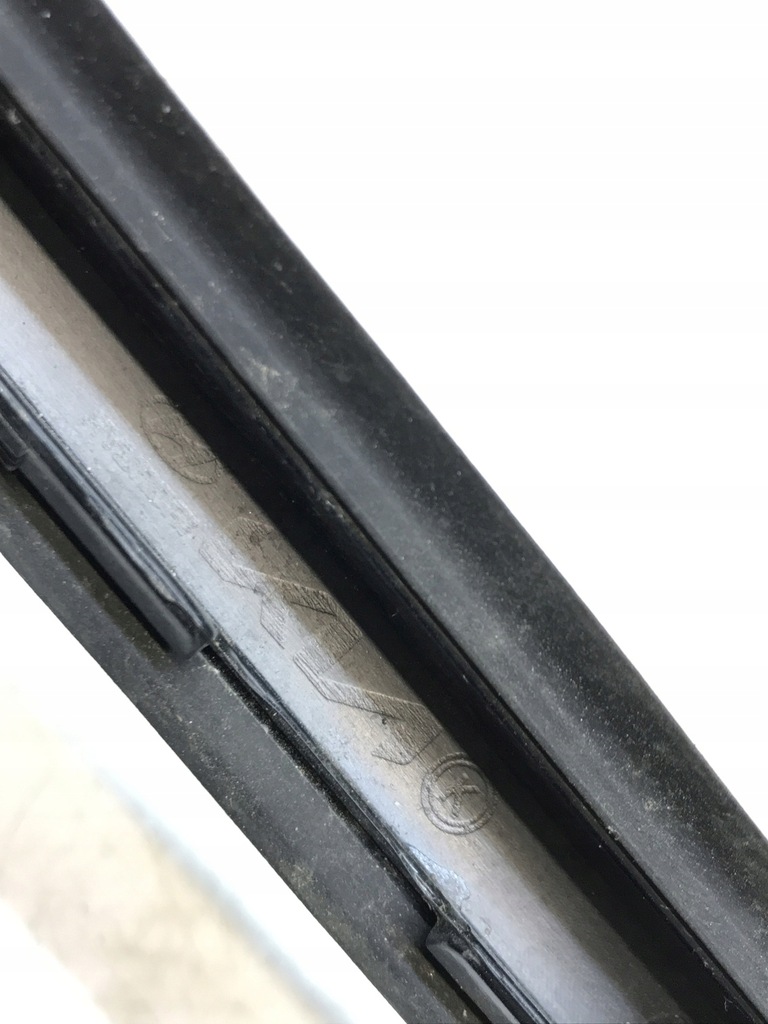 фото №10, Ft-180 kia sportage 5 v молдинг стекло перед правая 86140-p1000