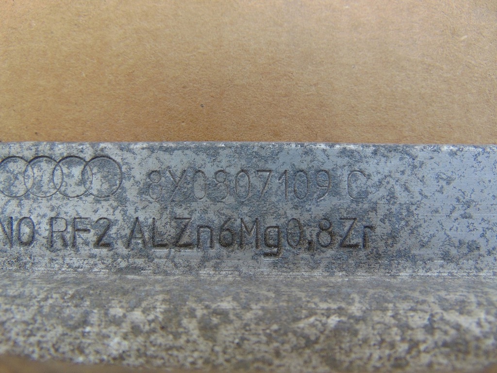 фото №16, Балка бампера перед audi a1 8x0807109c