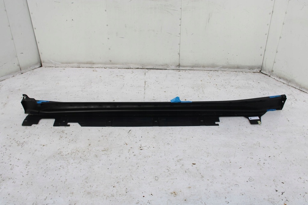 Bmw x1 f48 молдинг порог 7332327 7332328 порог 2 szt. 51 77 7332327 51 77 7 Киев