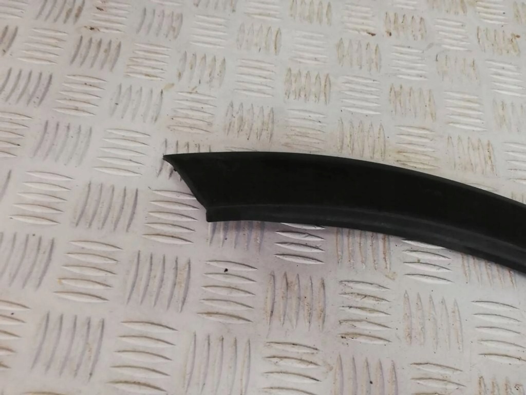 фото №5, Cc молдинг крила правий задня suzuki ignis iii