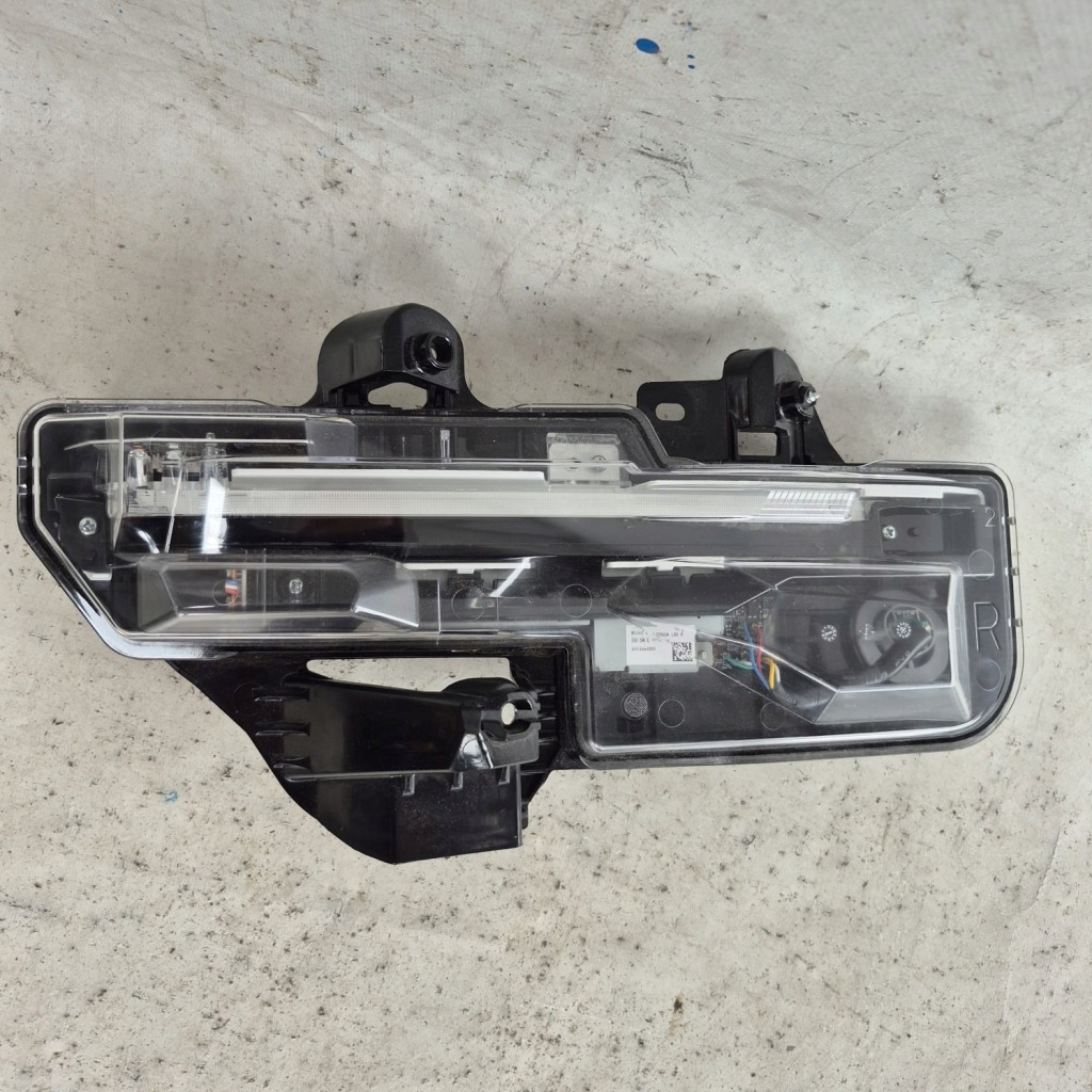 Купити Mazda cx-30 19- led протитуманна фара правий