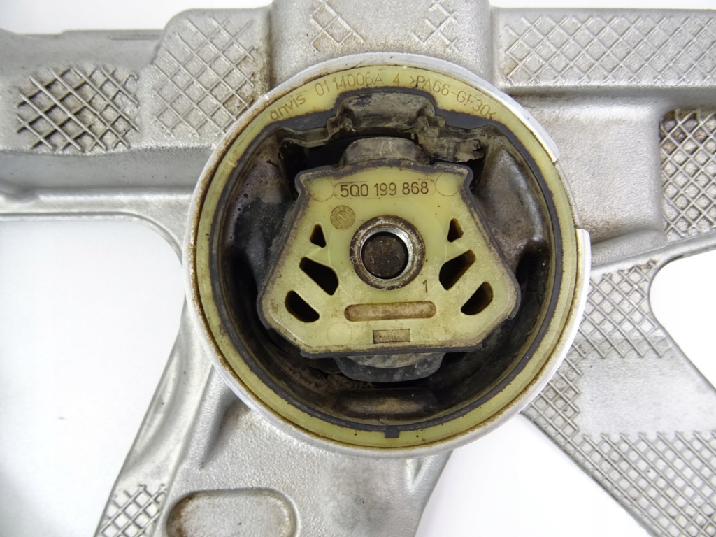 фото №13, Vw passat b8 підрамник підрамник підрамник pod двигун 5q0199369g