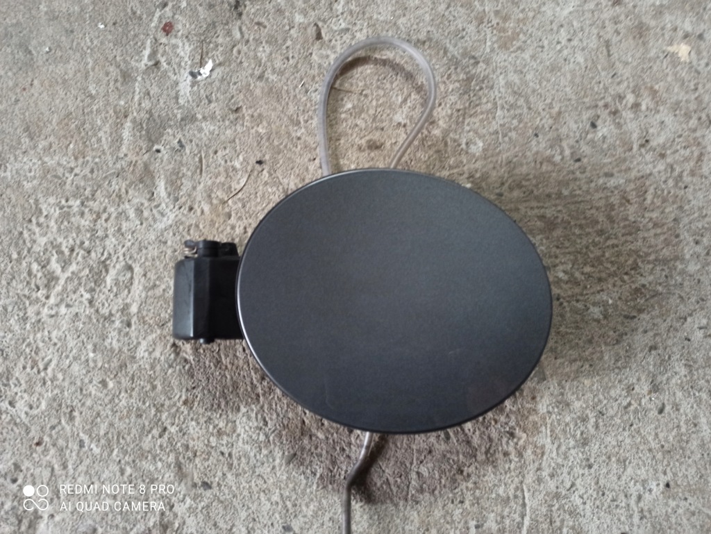 фото №1, Крышка заливной топлива land rover discovery v l462