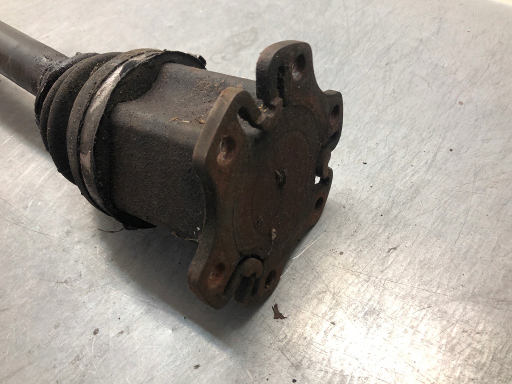 фото №5, Приводной вал перед передняя 8e0407272bk audi a4 b6 b7