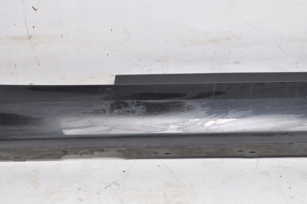 Bmw f21 f22 f23 накладка поріг правий 7288396 668 Зі Шроту