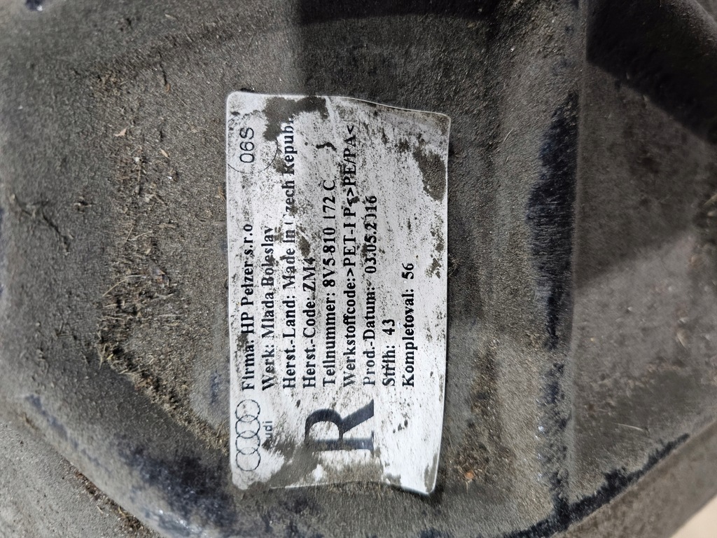 фото №8, Підкрилок правий задня audi a3 8v 8v5810172c sedan оригінал