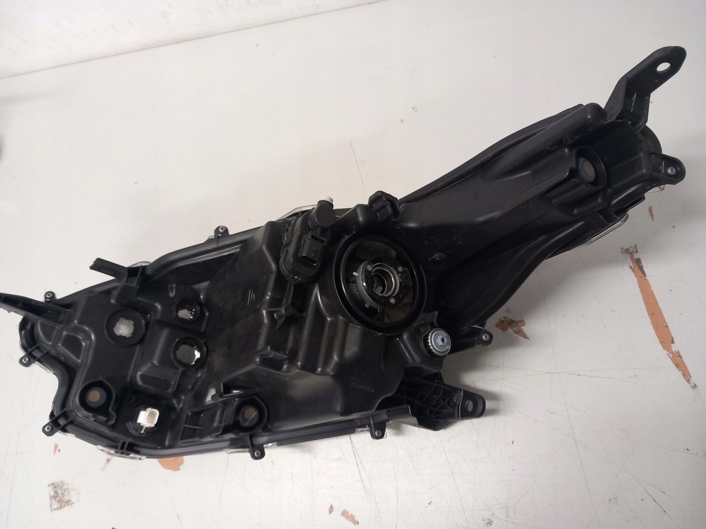 фото №5, Лампа фара правий перед toyota yaris iv