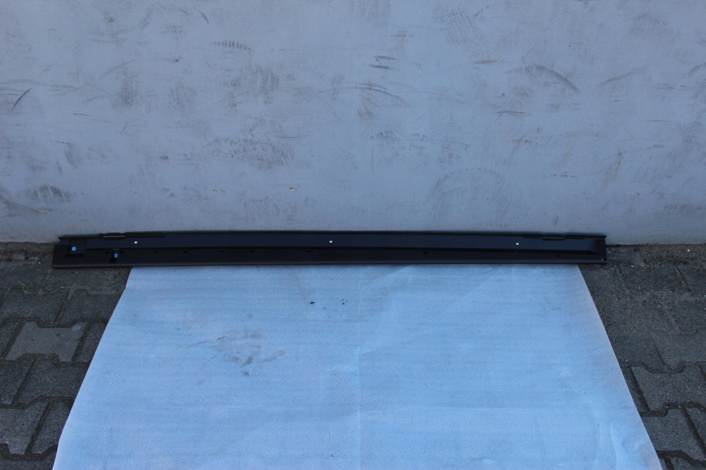 фото №1, Молдинг поріг права mitsubishi space star ii 2 nowa