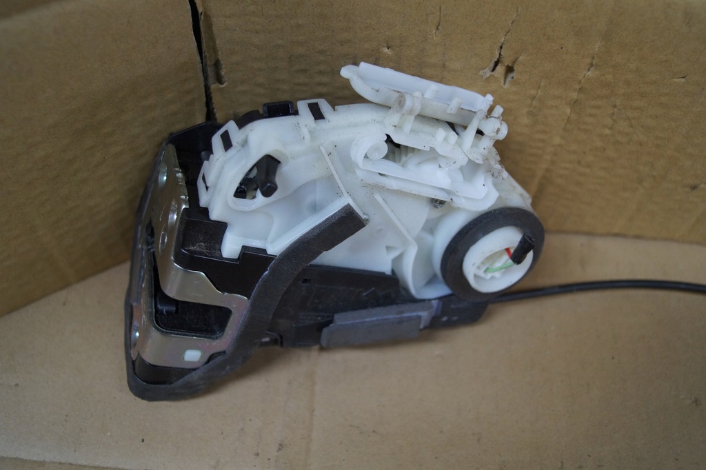 фото №6, Замок дверь правый задняя europa subaru wrx sti