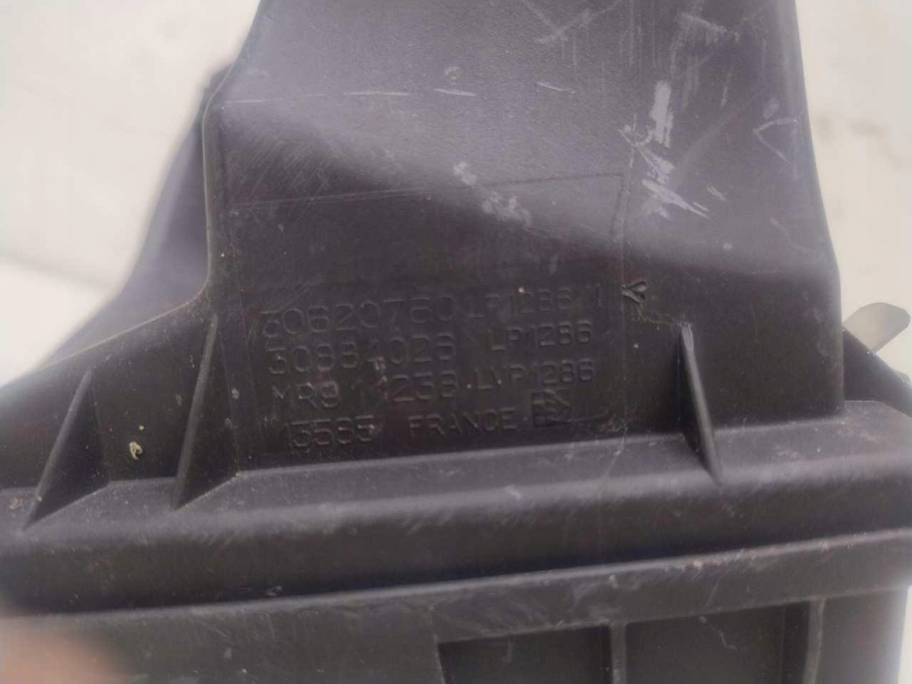 фото №5, Корпус фільтра повітря volvo v40 1.9 d 30620760