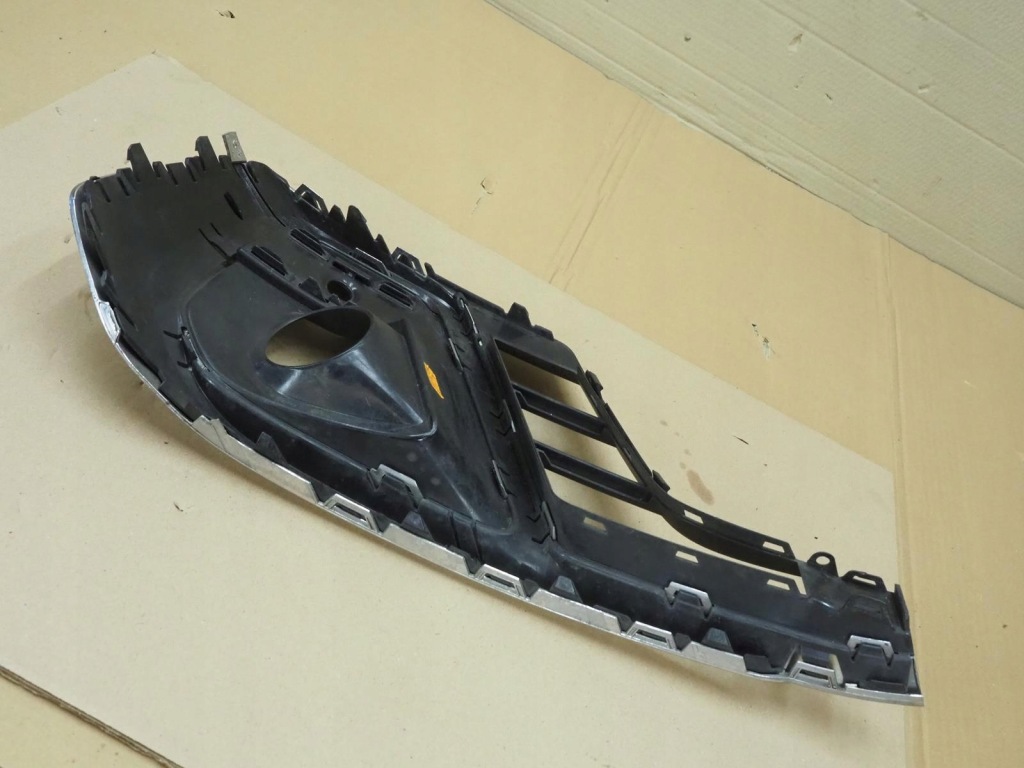 фото №10, Audi a8 d5 lift решётка бампера левая 4n0807681