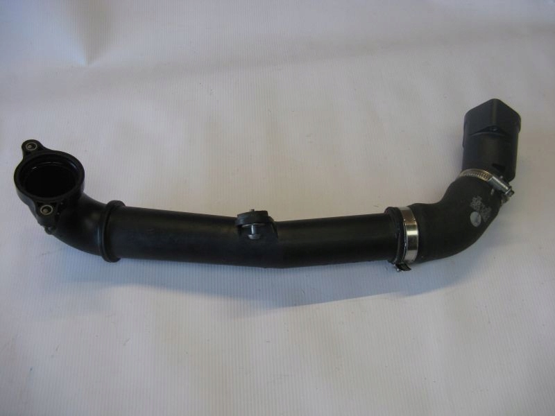 фото №1, Шланг воздуха труба turbo 04l145770h 04l145762e