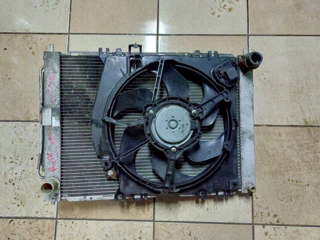 Купить Радиатор pas вентилятор renault modus 1.5dci