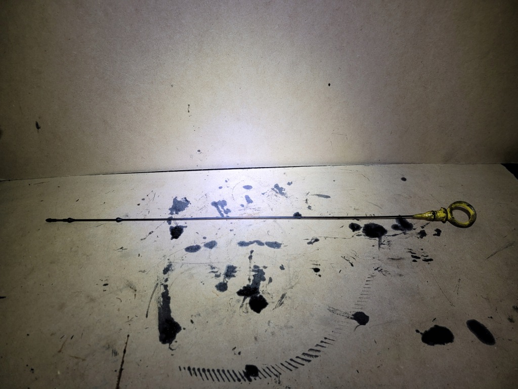 фото №1, Щуп щуп масла a6 c6 2.0 tdi bre