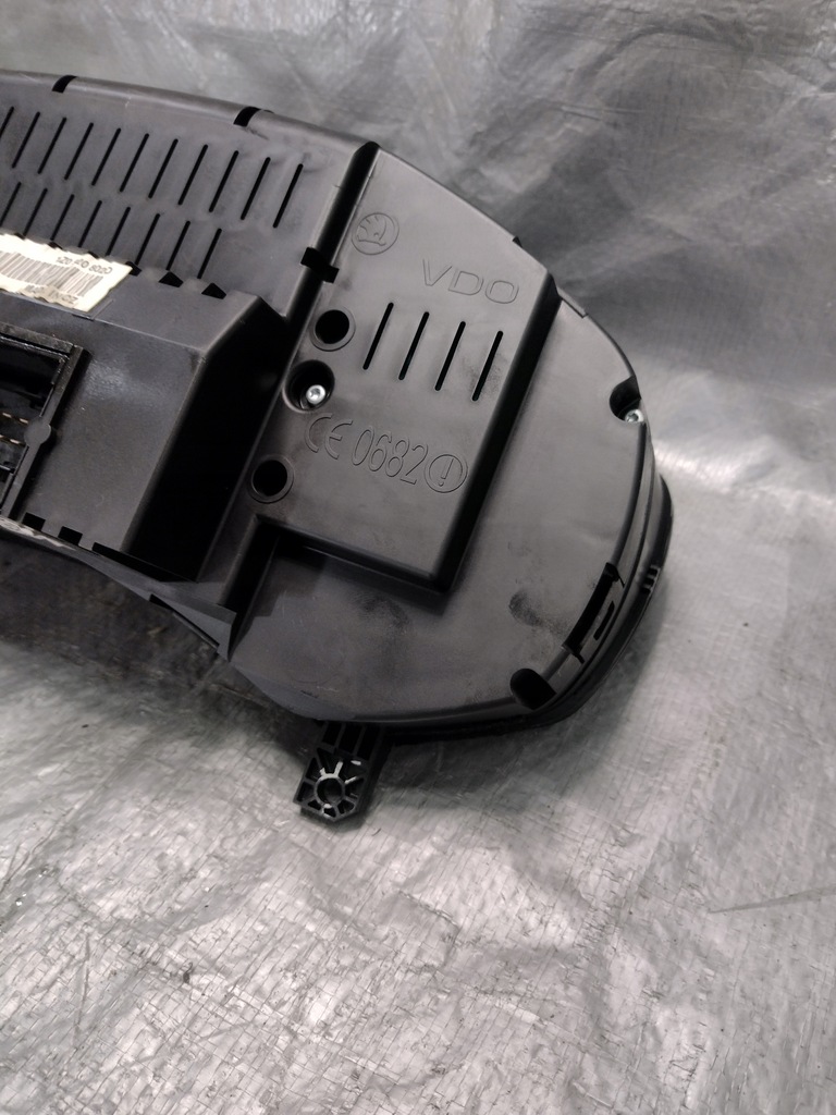 фото №12, Счетчик, приборы skoda octavia ii 1,9 tdi bxe оригинальный номер 1z0920802d