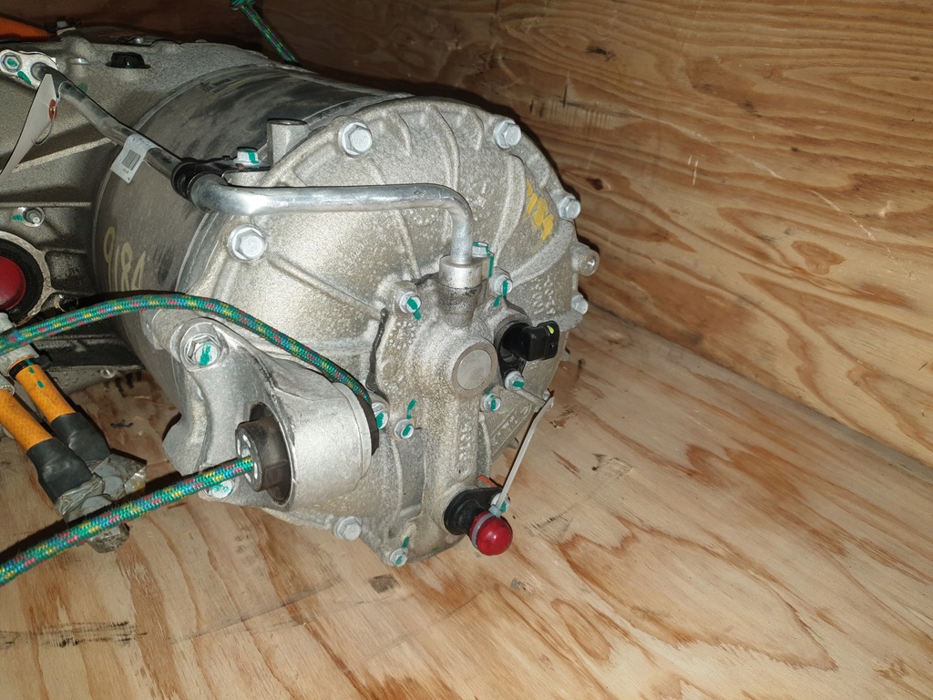 фото №11, Двигатель kompletny задняя электрический tesla model s performance 1002633-01-e