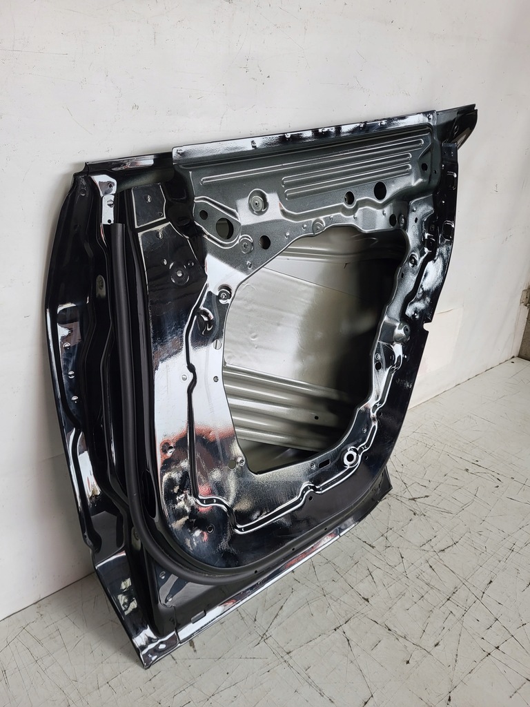 фото №9, Двері праве задня задні tesla model y