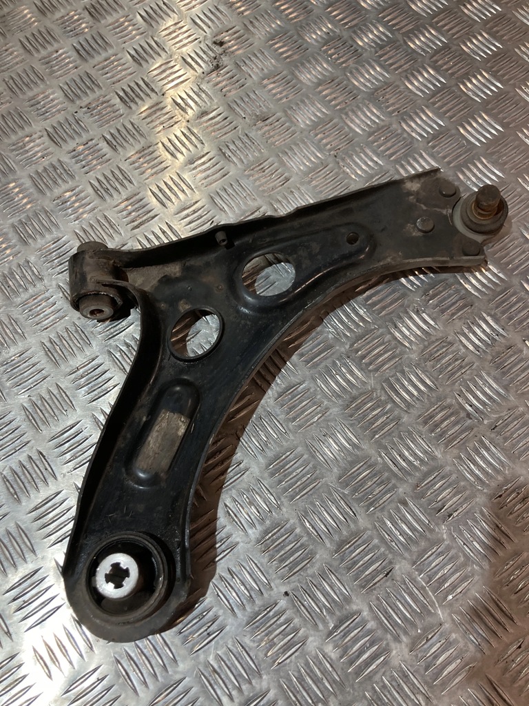 фото №1, Важіль правий peugeot 208 ii 19-