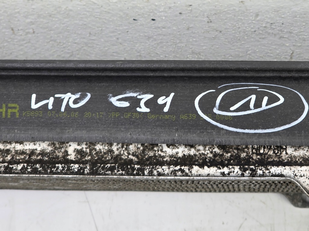 Vito w639 2.2 cdi радиатор интеркулер behr mercedes 1d в Украине