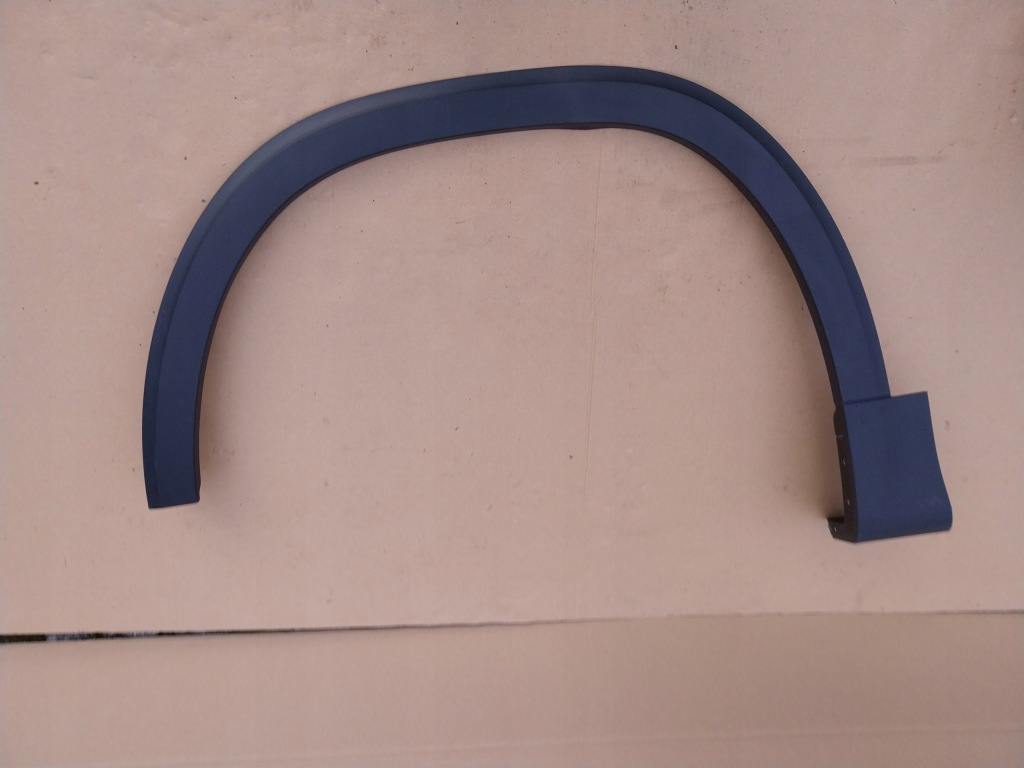 фото №1, Mercedes glb w247 левая молдинг крыла перед 2018r-