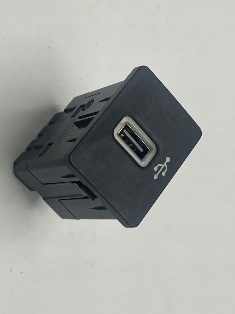 Купить Ford transit custom разъём соединитель usb jk2t-14f014-ab