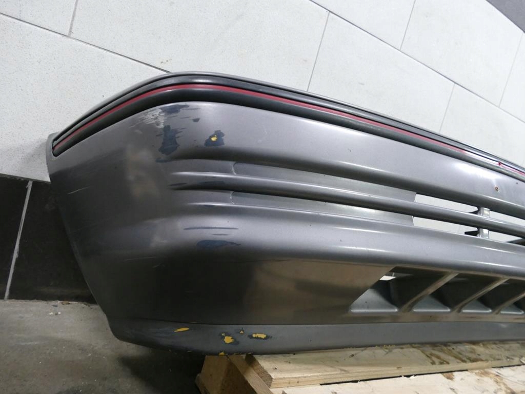 фото №8, Voyager ii dodge ram van iii бампер перед