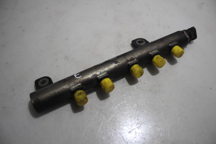 фото №1, Молдинг впрыскная fiat croma ii 1.9jtd