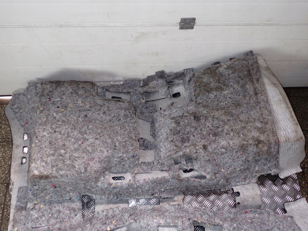 фото №9, Пол обшивка коврик vw passat b7 2.0 tdi sedan dsg 3ab863367b 10232