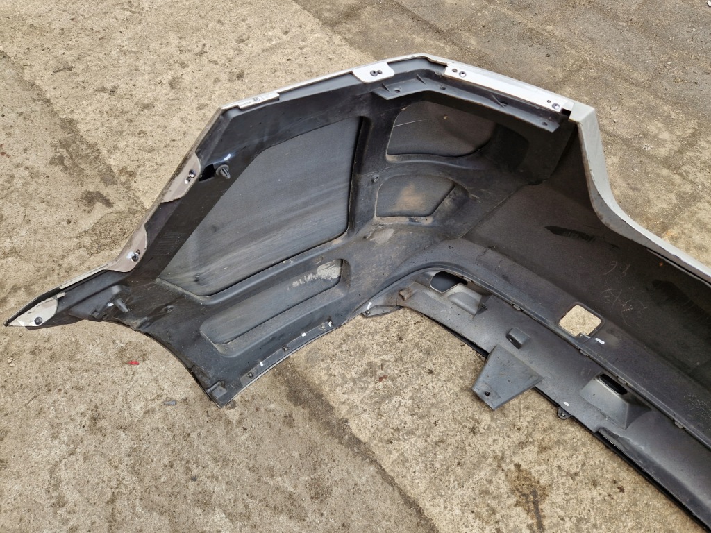 Ford focus mk2 cabrio бампер задний  задний kompletny Оригинал