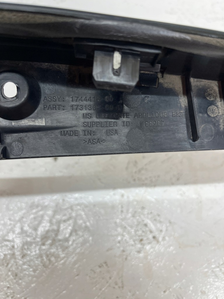 фото №9, Tesla model s 2012 задня накладка молдинг крила заднього 174441500