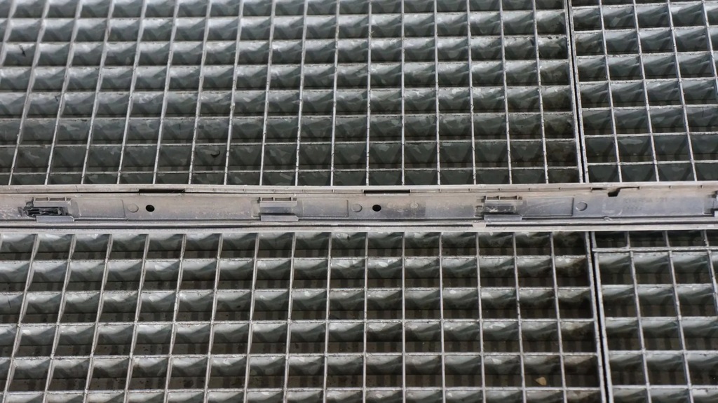 фото №9, Молдинг порог левая audi a5 8t 8t0854931a 3d coupe