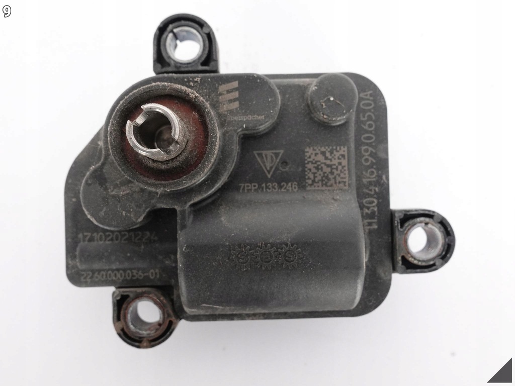 фото №10, Porsche panamera s e-hybrid 971 выхлоп+ моторчик r