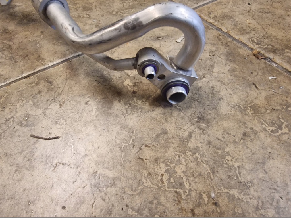 фото №5, Шланг кондиционера bmw g01 g02 9868407