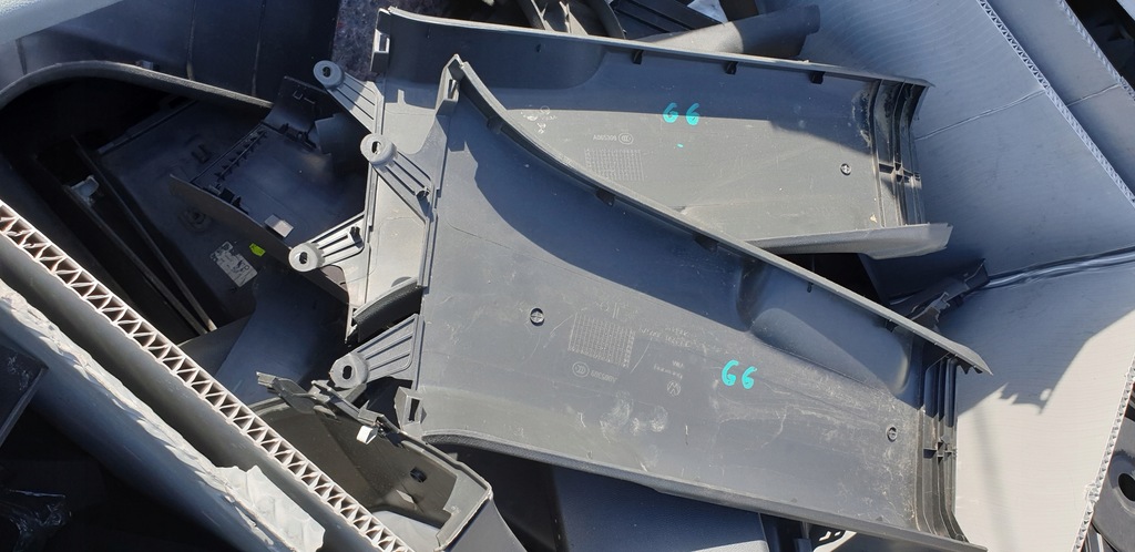 фото №1, Защита обшивка стойка b нижние середина vw golf vi 6