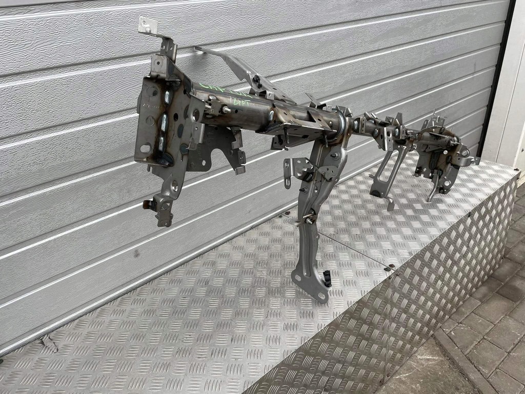 фото №2, Renault captur i каркас труба pod консоль eu.