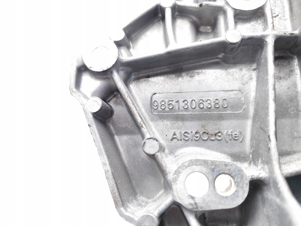 Citroen ds3 кронштейн генератора 1.2 vti 82 бензин 60kw 82 hp 2015 Зі Шроту