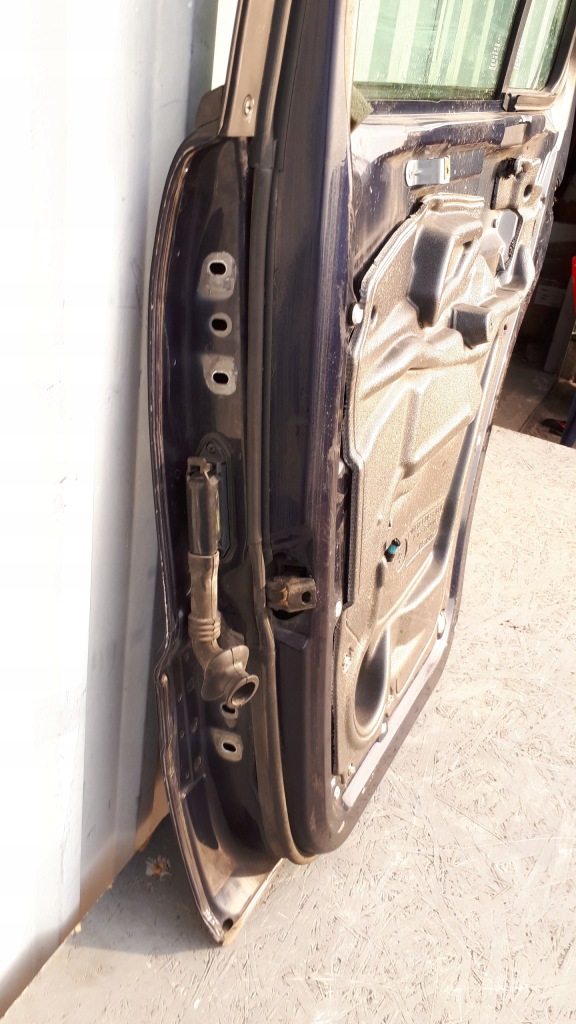 Двері задній правий mercedes ml i 1 w163 97-05 lift pń Ціна