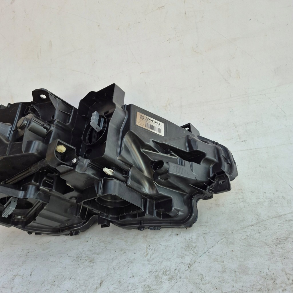 фото №8, Volvo v90 s90 ii 16- лампа ліва перед передня full led 31386170