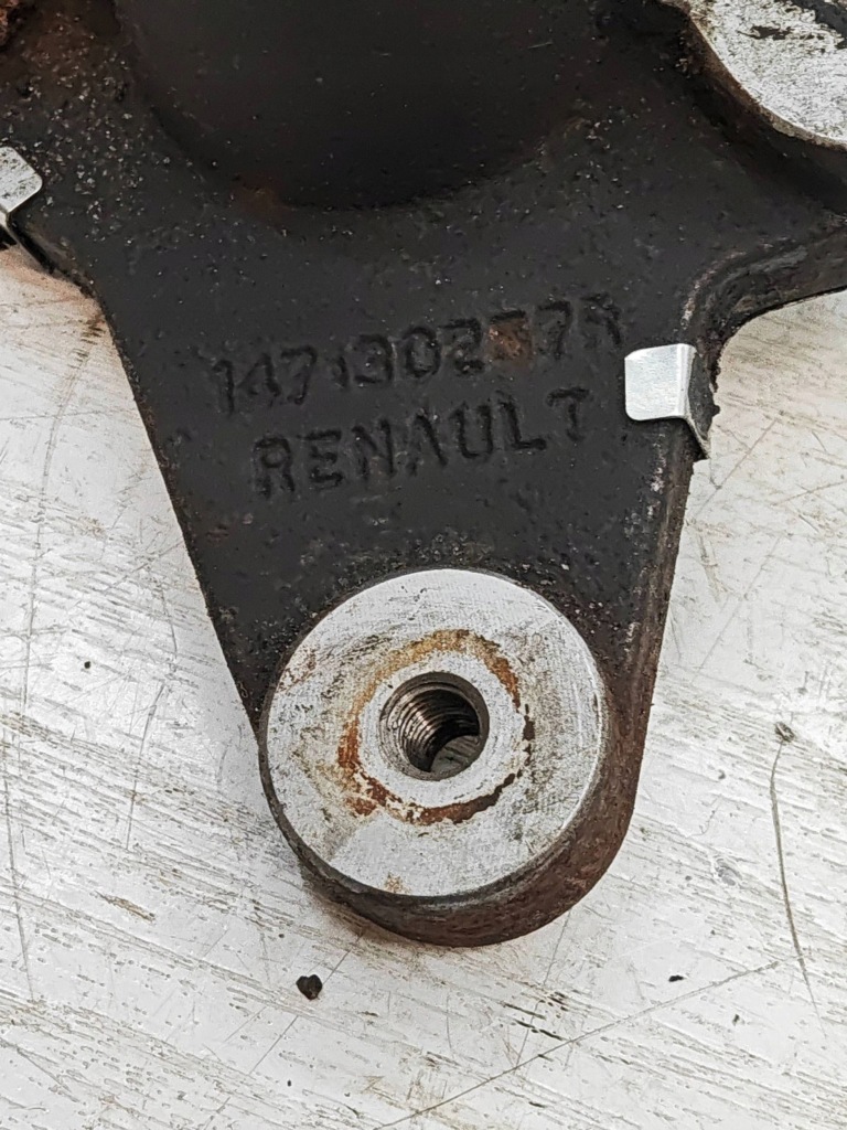 Renault master iii 2.3 dci шланг труба egr 147130237r Доставка