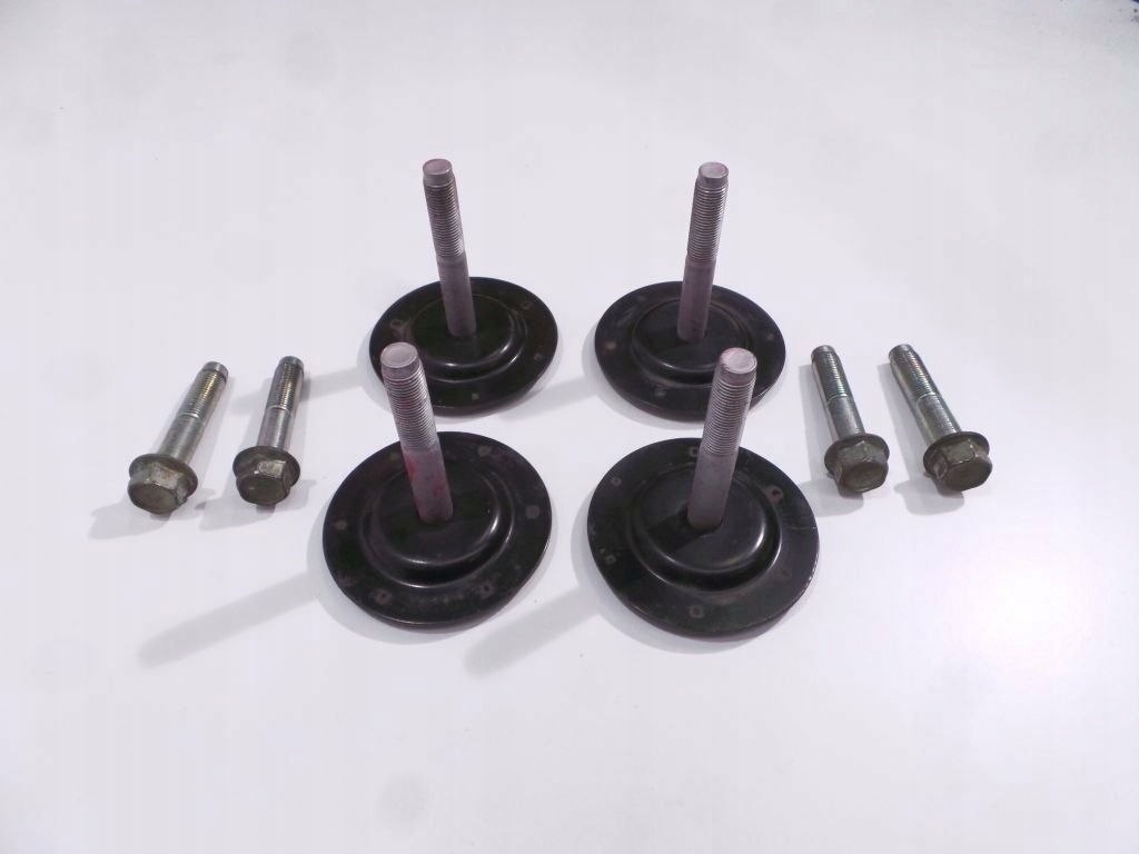 фото №1, Mitsubishi eclipse cross болти підвіска задня