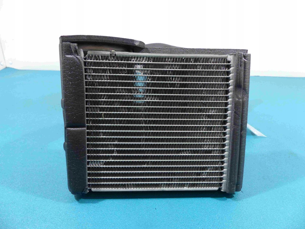 фото №4, Радіатор випарник кондиціонера audi a8 d4 09-17